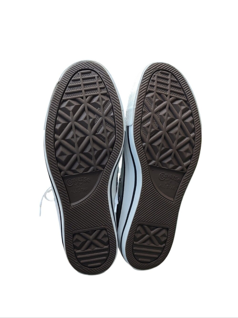 Converse Low-Top Sneakers in Silver - Picture 6 of 6
